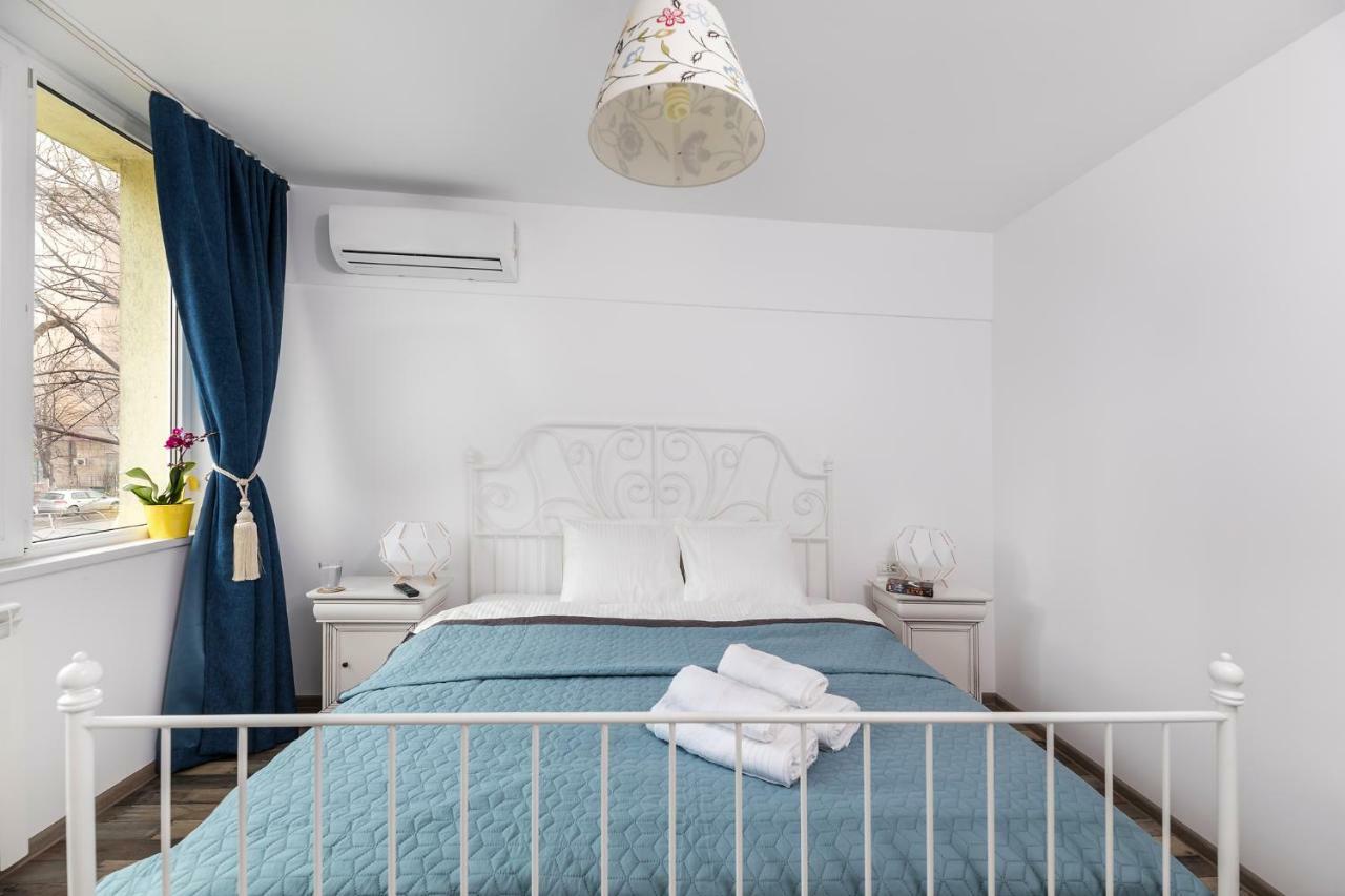 Ada Bucharest Apartment Buitenkant foto